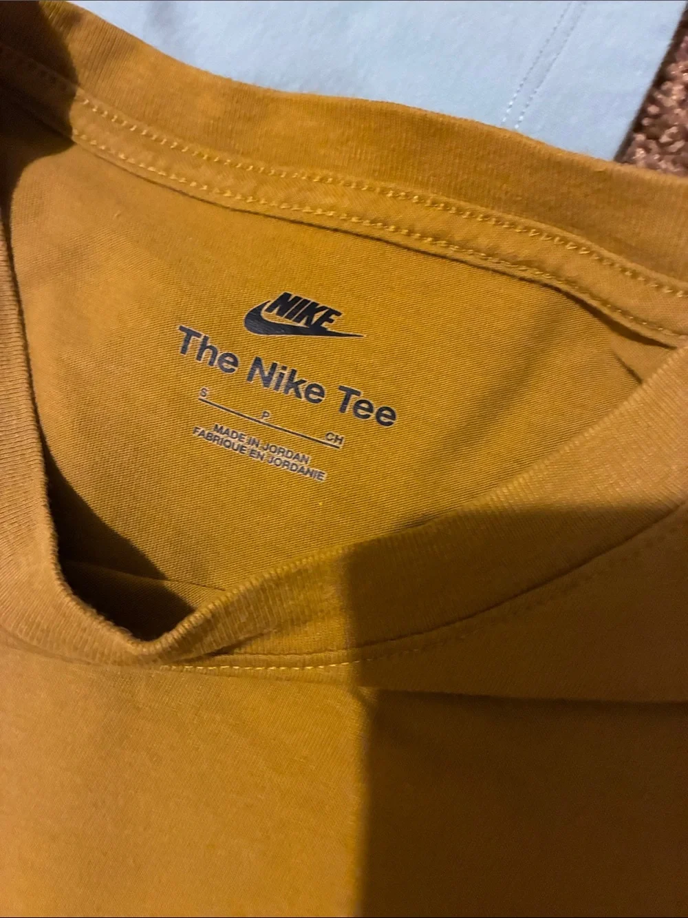 NIKE. Men’s Short-Sleeve Crew Tees - Light Green  & Light Brown. Size S. EUC